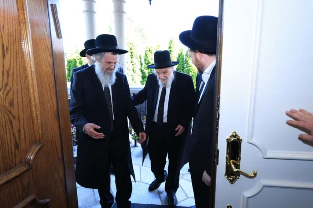 טורונטו: עצרת אלפים ומפגשי נדיבים למען קרן עולם התורה טורונטו: עצרת אלפים ומפגשי נדיבים למען קרן עולם התורה