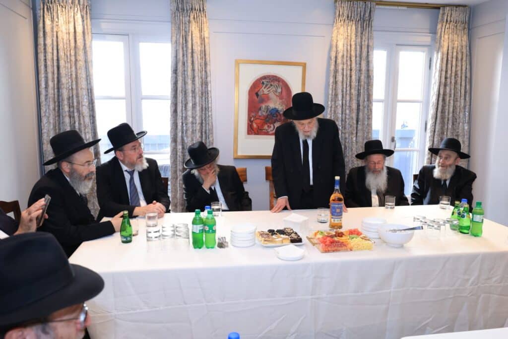 טורונטו: עצרת אלפים ומפגשי נדיבים למען קרן עולם התורה טורונטו: עצרת אלפים ומפגשי נדיבים למען קרן עולם התורה