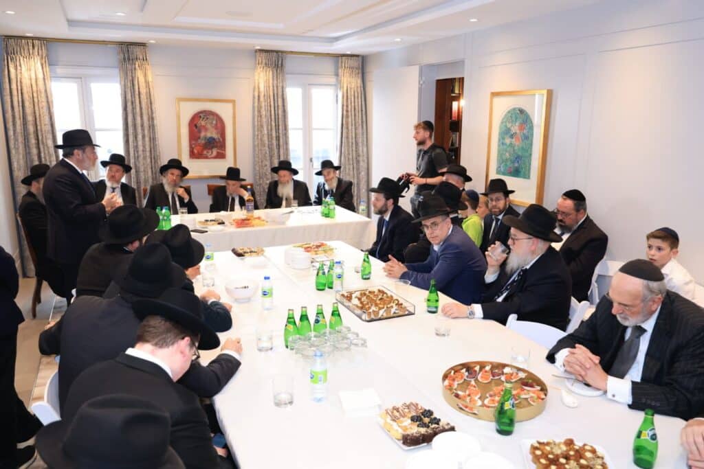 טורונטו: עצרת אלפים ומפגשי נדיבים למען קרן עולם התורה טורונטו: עצרת אלפים ומפגשי נדיבים למען קרן עולם התורה