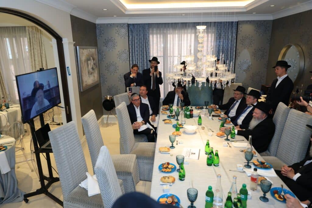 טורונטו: עצרת אלפים ומפגשי נדיבים למען קרן עולם התורה טורונטו: עצרת אלפים ומפגשי נדיבים למען קרן עולם התורה