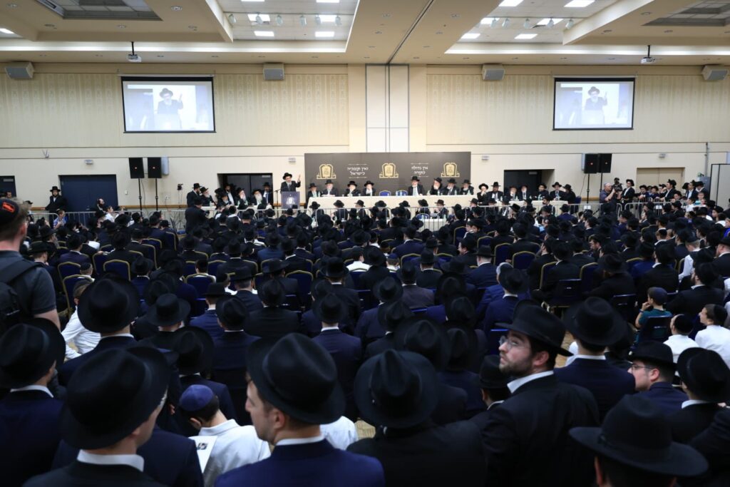 טורונטו: עצרת אלפים ומפגשי נדיבים למען קרן עולם התורה טורונטו: עצרת אלפים ומפגשי נדיבים למען קרן עולם התורה