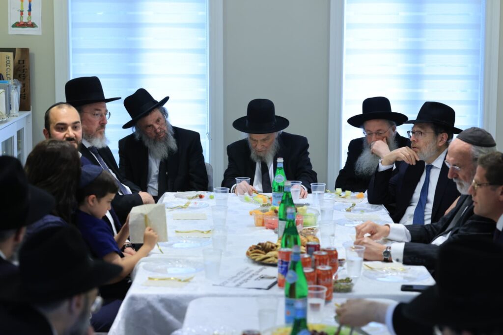 טורונטו: עצרת אלפים ומפגשי נדיבים למען קרן עולם התורה טורונטו: עצרת אלפים ומפגשי נדיבים למען קרן עולם התורה