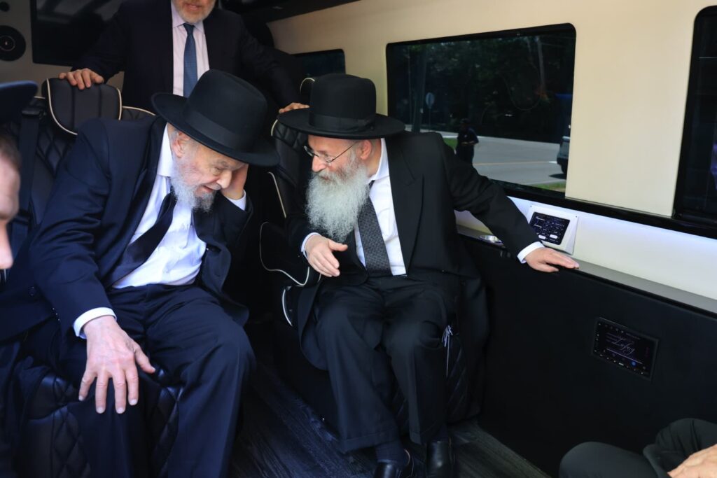 טורונטו: עצרת אלפים ומפגשי נדיבים למען קרן עולם התורה טורונטו: עצרת אלפים ומפגשי נדיבים למען קרן עולם התורה