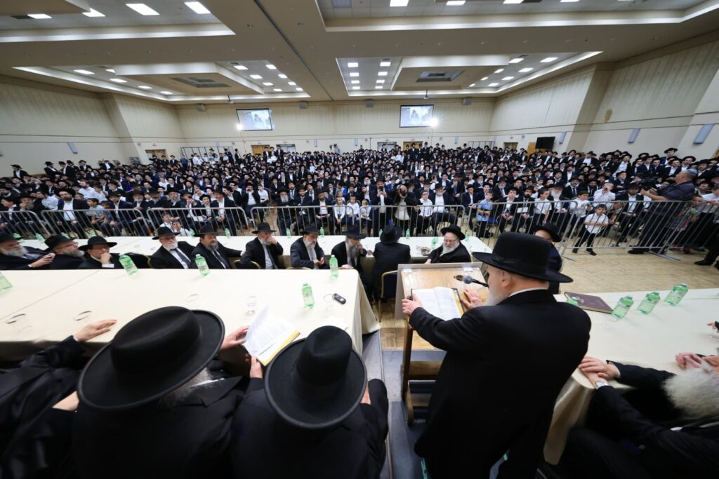 טורונטו: עצרת אלפים ומפגשי נדיבים למען קרן עולם התורה טורונטו: עצרת אלפים ומפגשי נדיבים למען קרן עולם התורה