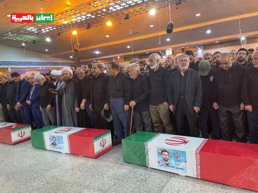 הלוויות ענק לבכירים האיראניים שחוסלו; ח'אמנאי נותר במסתור הלוויות ענק לבכירים האיראניים שחוסלו; ח'אמנאי נותר במסתור