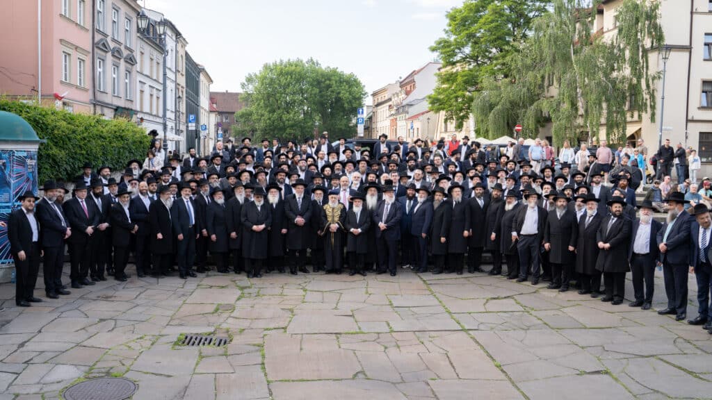 אירוע יהודי היסטורי שהעיר קראקוב לא ראתה מאז השואה: בשרשרת אירועים ומעמדים מרגשים צוין מלאות חצי יובל להקמת מרכז רבני אירופה 