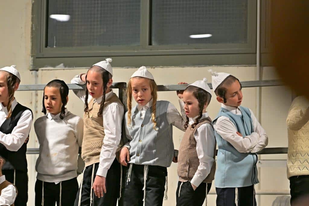 בתולדות א"י חגגו את נישואי בן הזקונים של ראש הישיבה