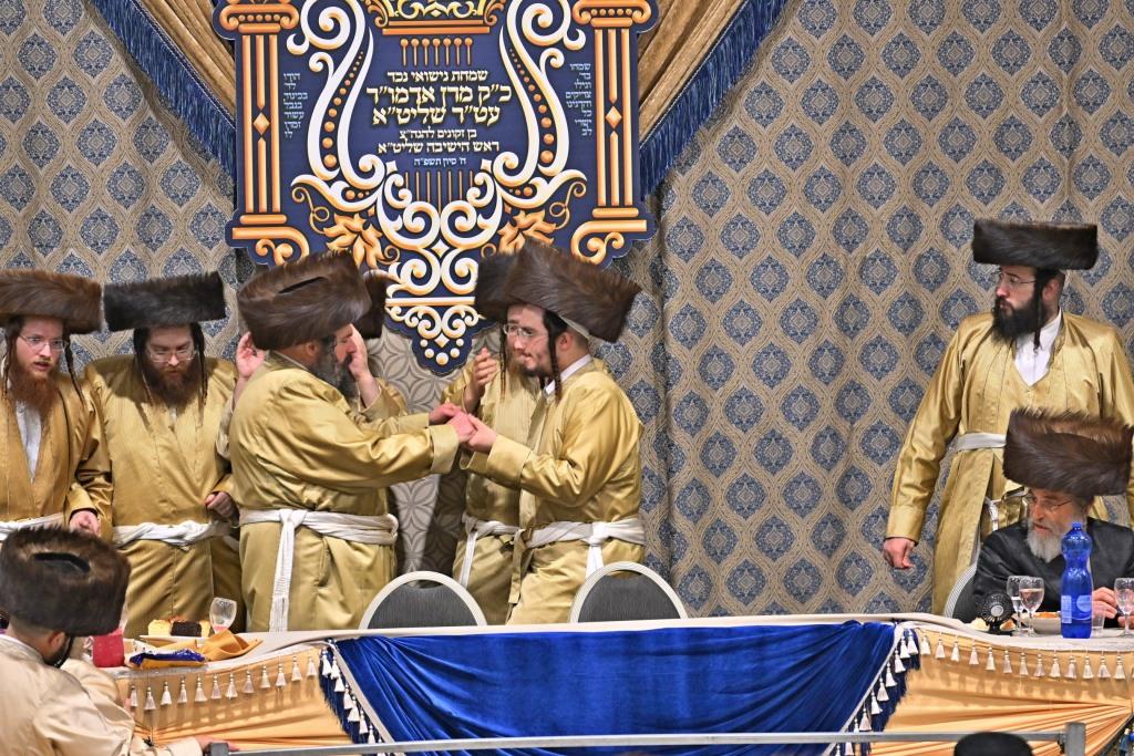 בתולדות א"י חגגו את נישואי בן הזקונים של ראש הישיבה