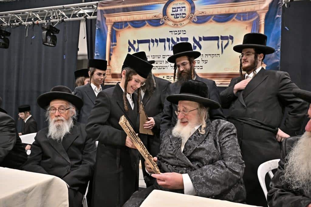 תיעוד: מעמד "יקרא דאורייתא" לתלמידי ת"ת חתם סופר ב"ב