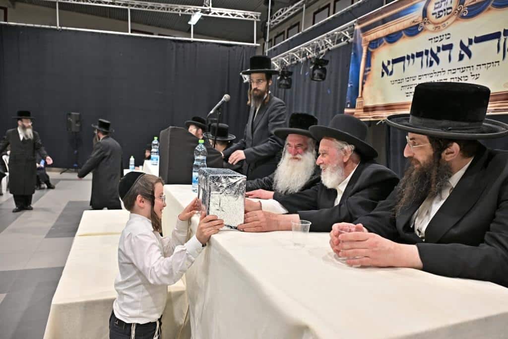 תיעוד: מעמד "יקרא דאורייתא" לתלמידי ת"ת חתם סופר ב"ב