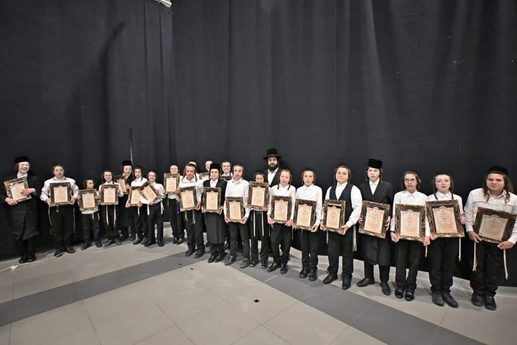 תיעוד: מעמד "יקרא דאורייתא" לתלמידי ת"ת חתם סופר ב"ב