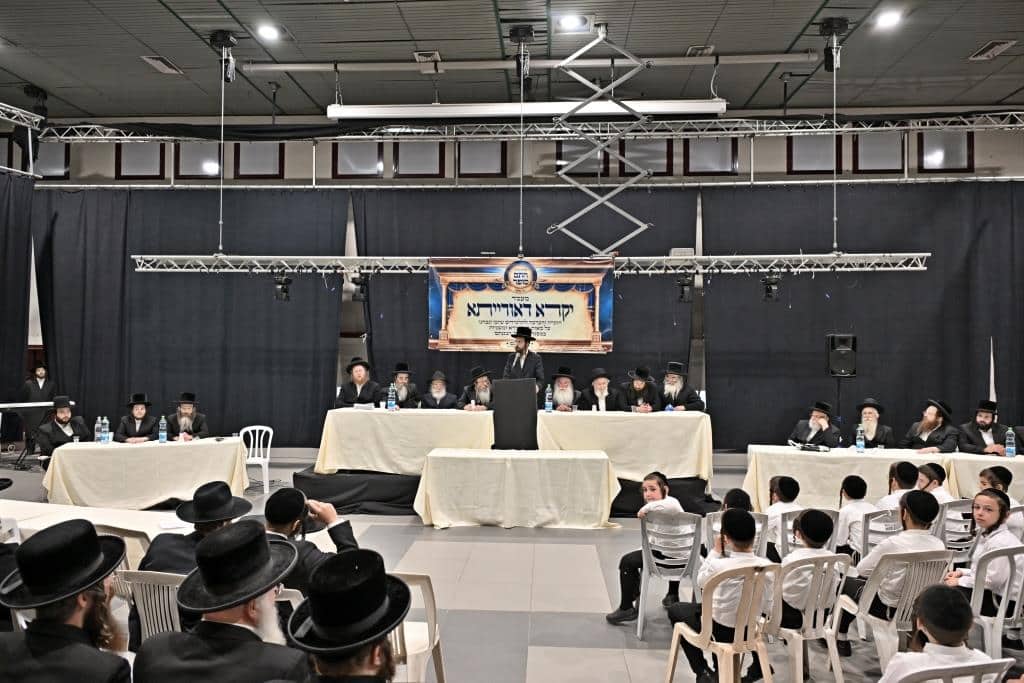 תיעוד: מעמד "יקרא דאורייתא" לתלמידי ת"ת חתם סופר ב"ב