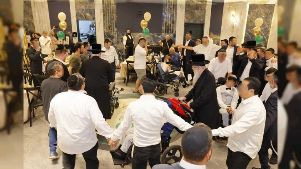 במעמד מרטיט: בר מצווה מרגשת וחגיגית לילדים המיוחדים של רשת 'עלה'