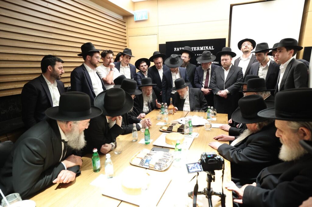 עשרות ראשי הישיבות קיבלו את פני מרן ראש הישיבה