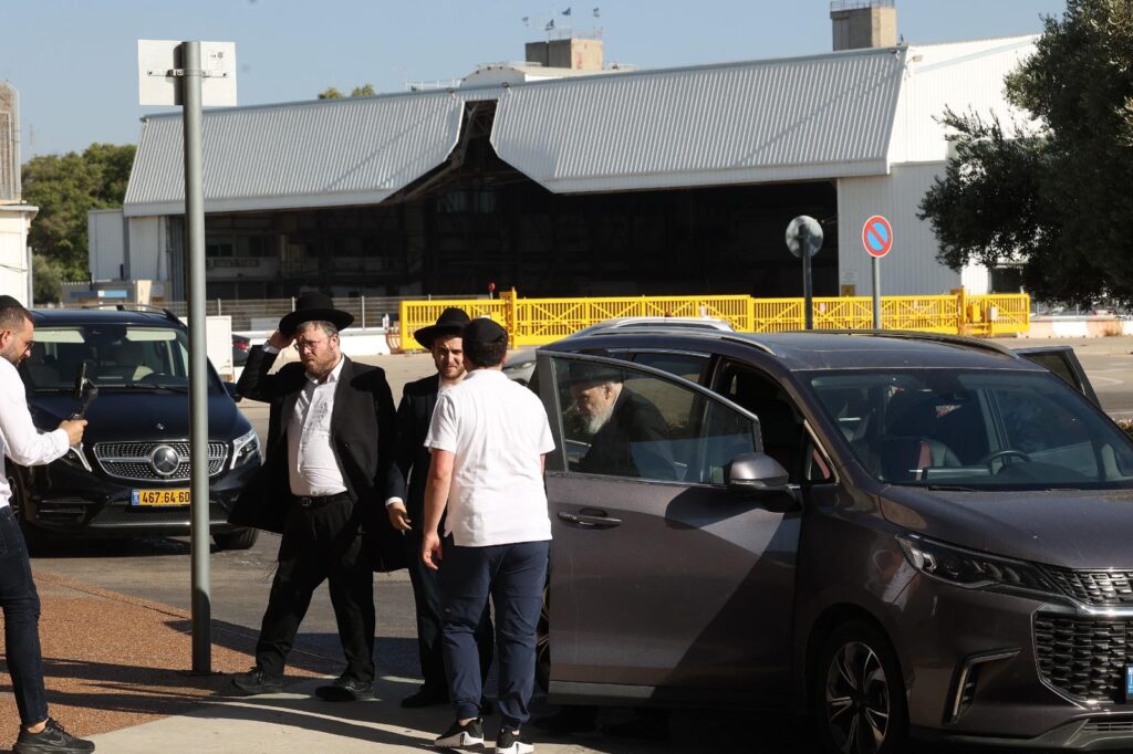 עשרות ראשי הישיבות קיבלו את פני מרן ראש הישיבה