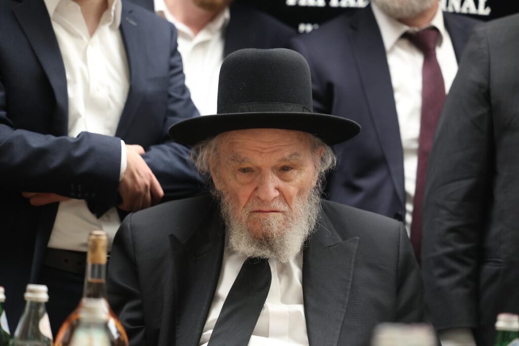 עשרות ראשי הישיבות קיבלו את פני מרן ראש הישיבה