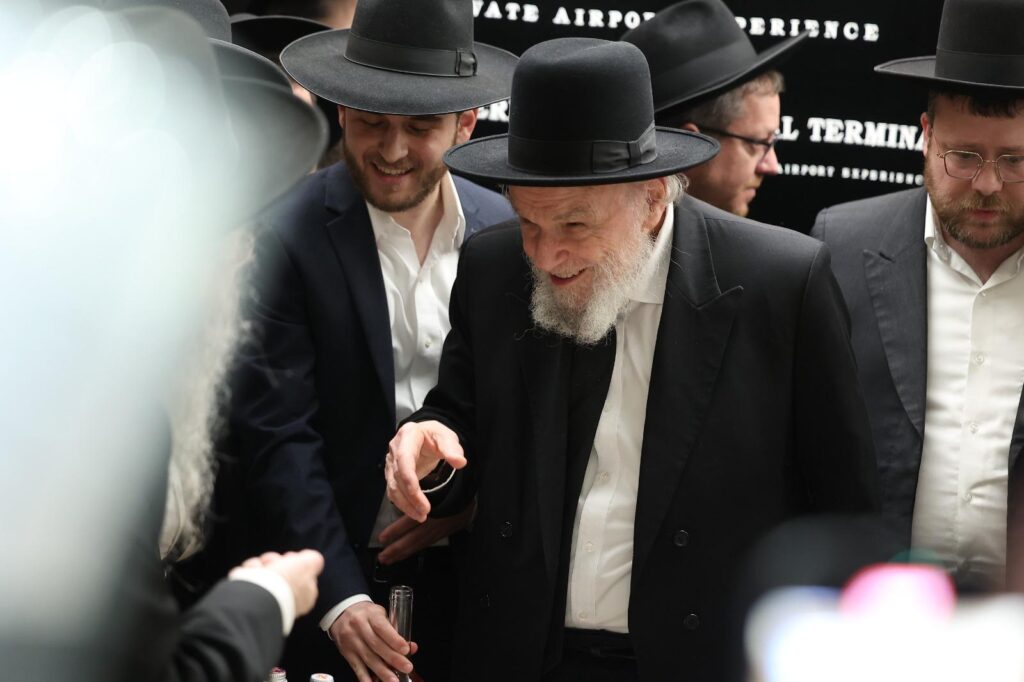 עשרות ראשי הישיבות קיבלו את פני מרן ראש הישיבה