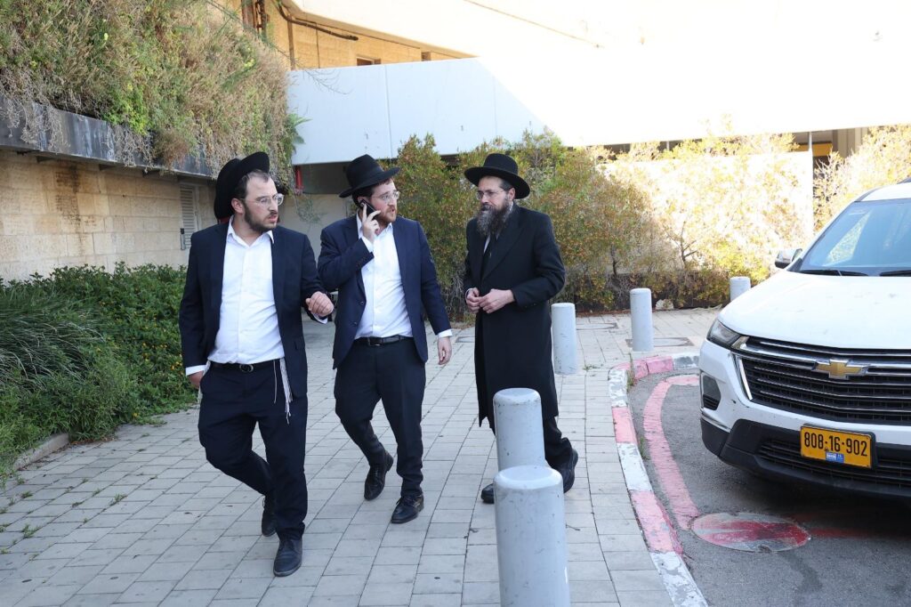 עשרות ראשי הישיבות קיבלו את פני מרן ראש הישיבה