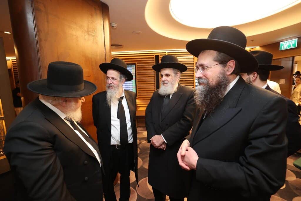 עשרות ראשי הישיבות קיבלו את פני מרן ראש הישיבה