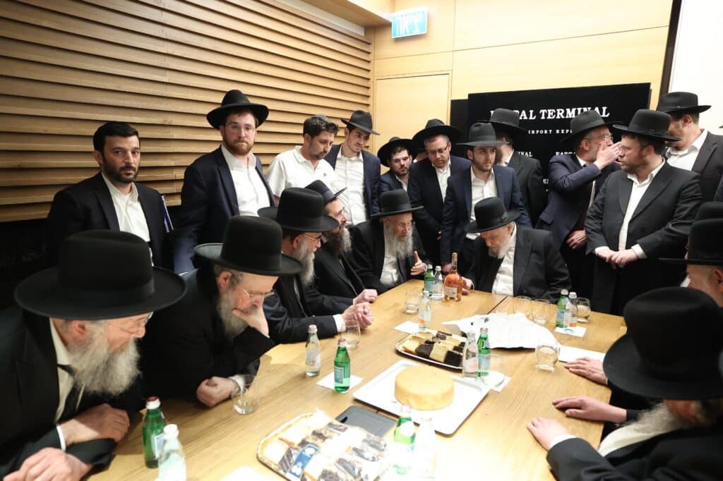 עשרות ראשי הישיבות קיבלו את פני מרן ראש הישיבה