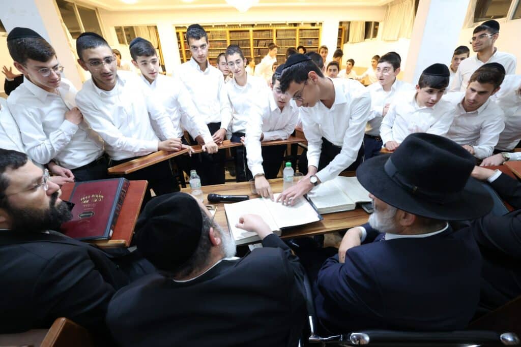 יו"ר ש"ס התפלפל בלימוד עם השפיצים הספרדים