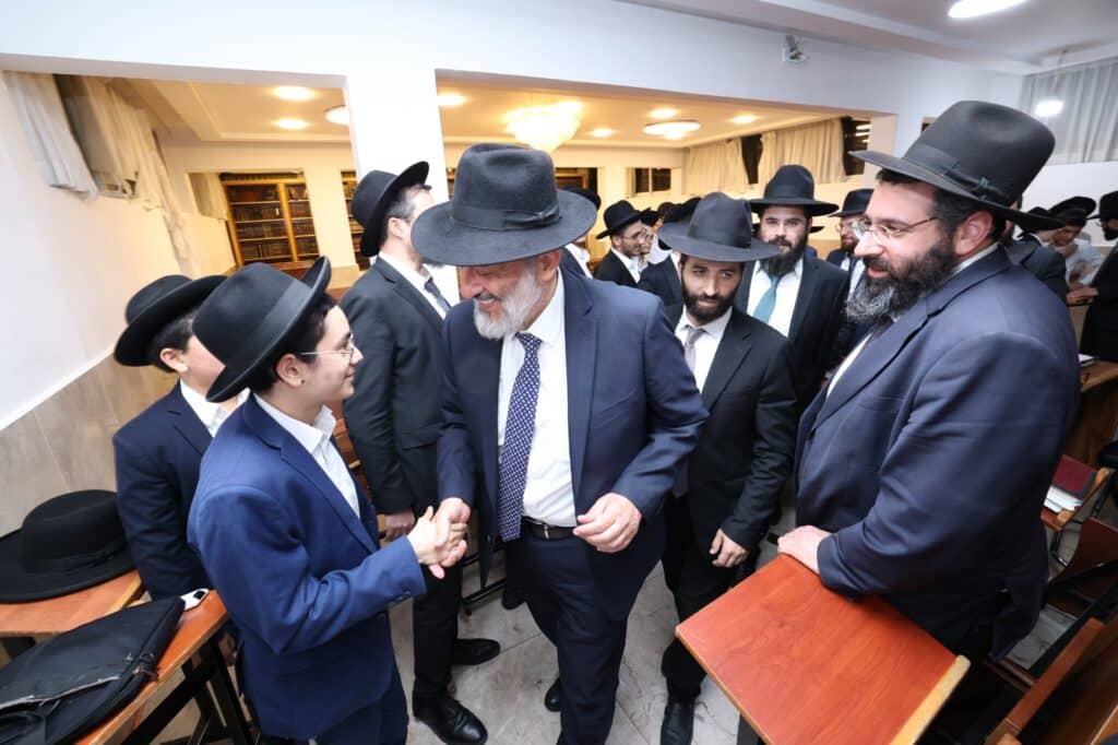 יו"ר ש"ס התפלפל בלימוד עם השפיצים הספרדים