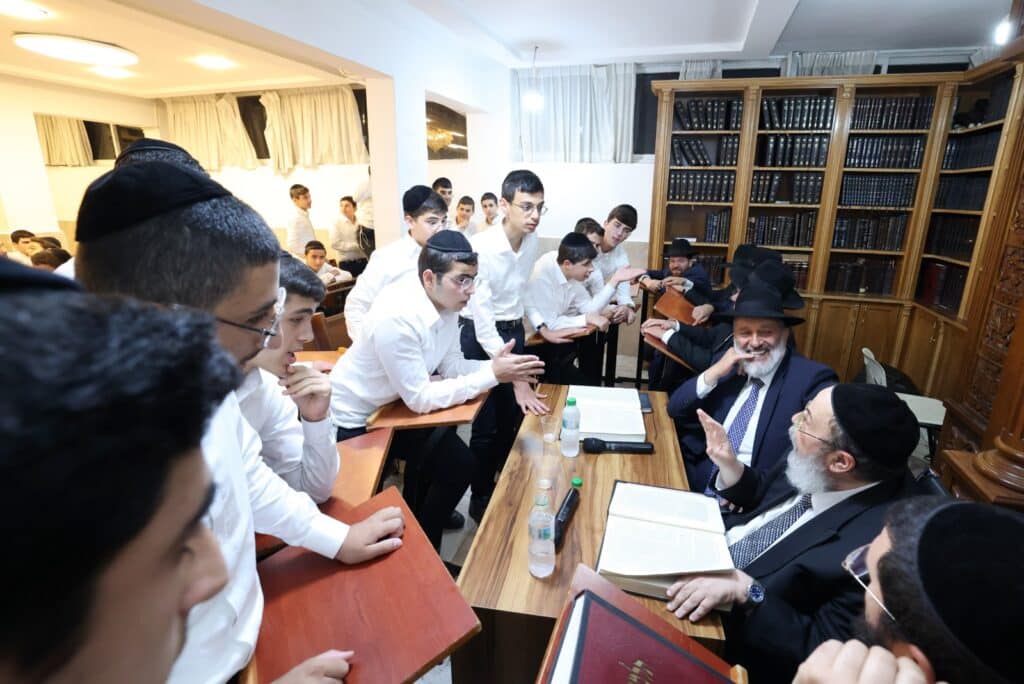 יו"ר ש"ס התפלפל בלימוד עם השפיצים הספרדים