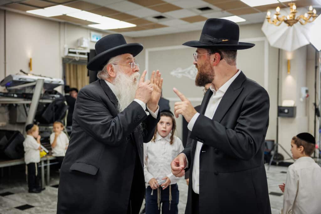 שמחת דגל התורה: נישואי נינו הראשון של מרן הגר״ד לנדו