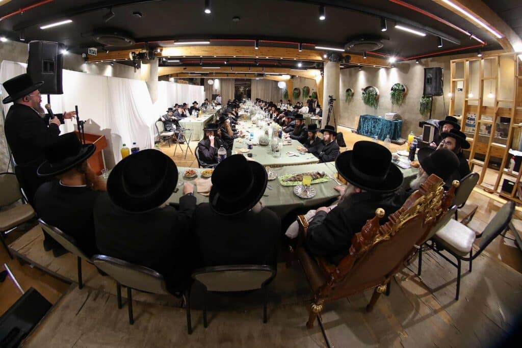 נדבורנה: המעמד הגדול לכבוד מסיימי מקצועות ההלכה