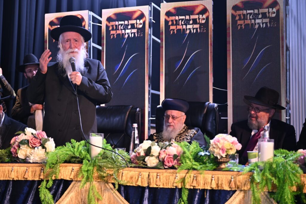 משבעה יוצא אחד: נבחר חתן הגמרא במעמד אלפי נערים