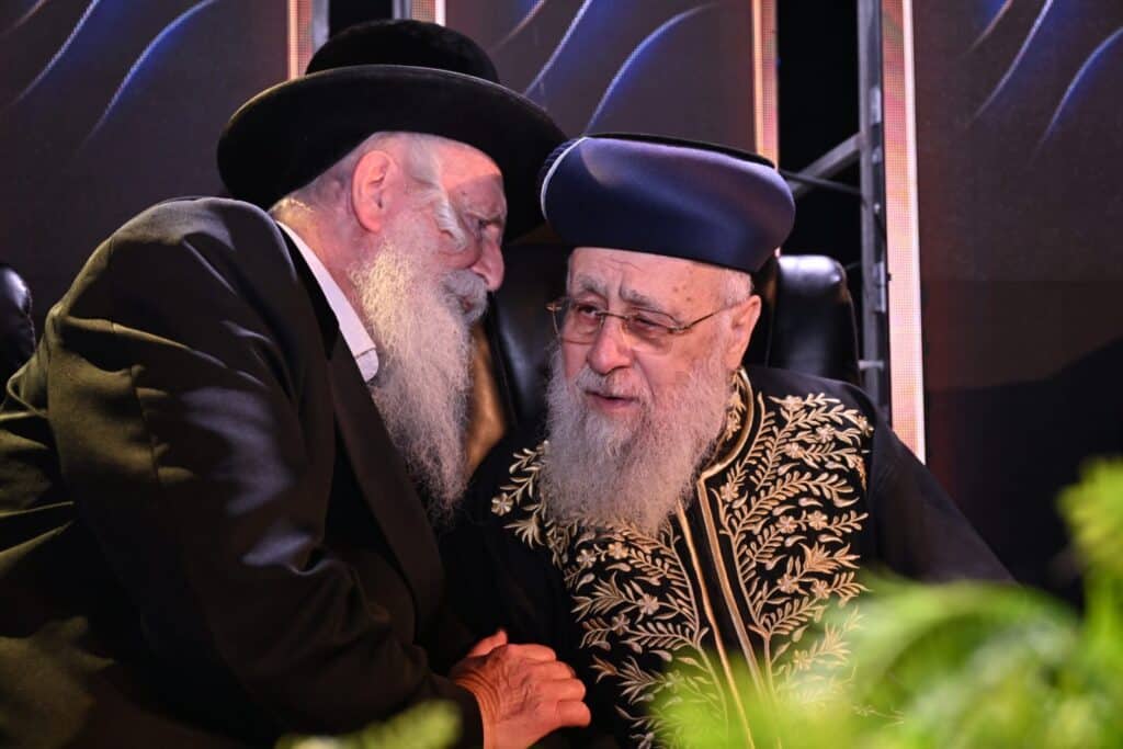 משבעה יוצא אחד: נבחר חתן הגמרא במעמד אלפי נערים