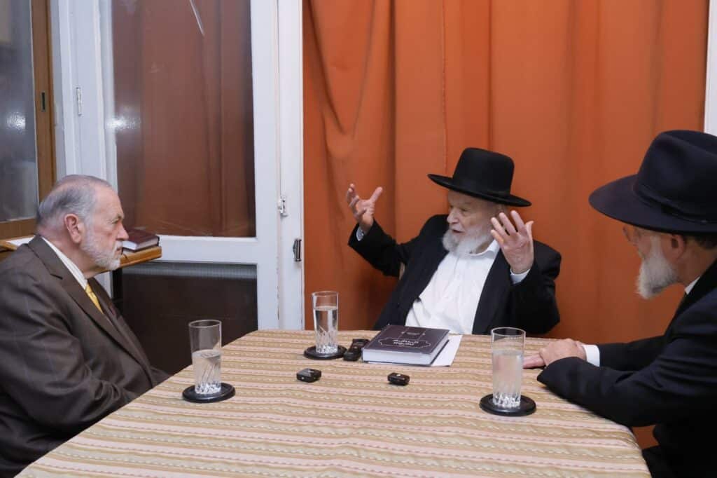 השגריר התפעל מהתנאים של הבחורים האמריקאים בסלבודקא השגריר התפעל מהתנאים של הבחורים האמריקאים בסלבודקא