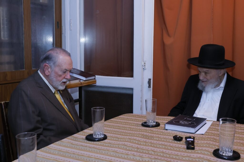 השגריר התפעל מהתנאים של הבחורים האמריקאים בסלבודקא השגריר התפעל מהתנאים של הבחורים האמריקאים בסלבודקא