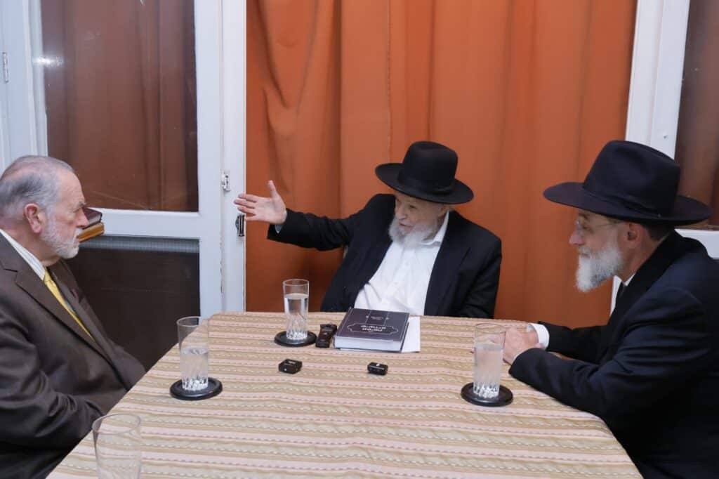 השגריר התפעל מהתנאים של הבחורים האמריקאים בסלבודקא השגריר התפעל מהתנאים של הבחורים האמריקאים בסלבודקא