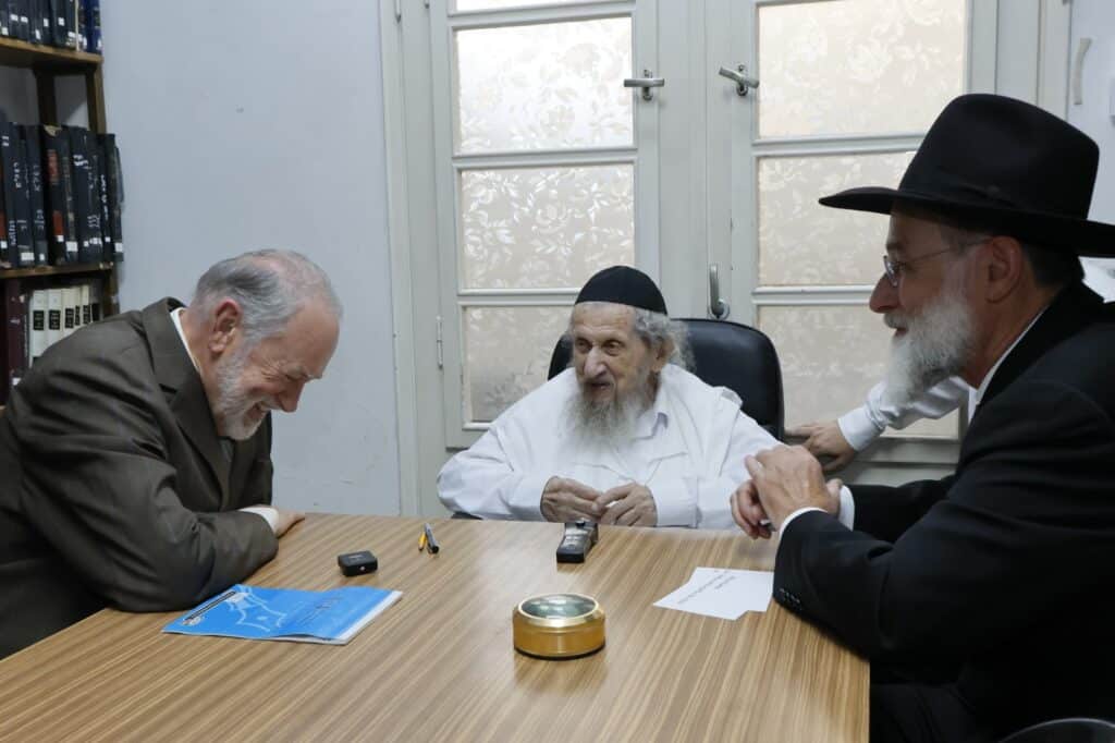 השגריר התפעל מהתנאים של הבחורים האמריקאים בסלבודקא השגריר התפעל מהתנאים של הבחורים האמריקאים בסלבודקא