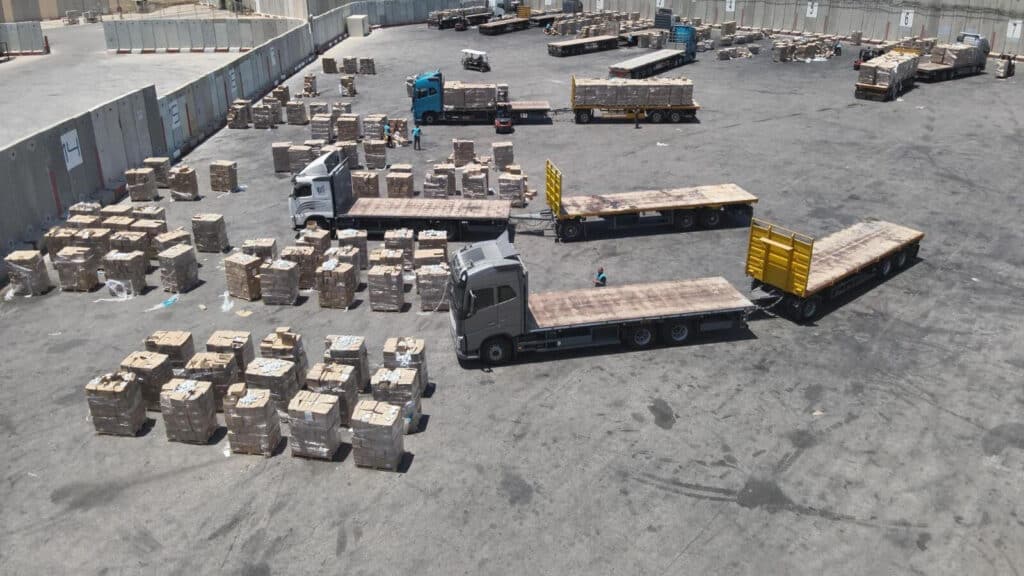 דובר צה"ל: "ישראל תומכת בסיוע לתושבי הרצועה לא לחמאס"