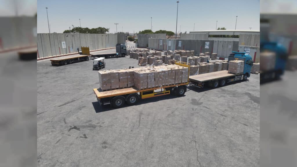 דובר צה"ל: "ישראל תומכת בסיוע לתושבי הרצועה לא לחמאס"