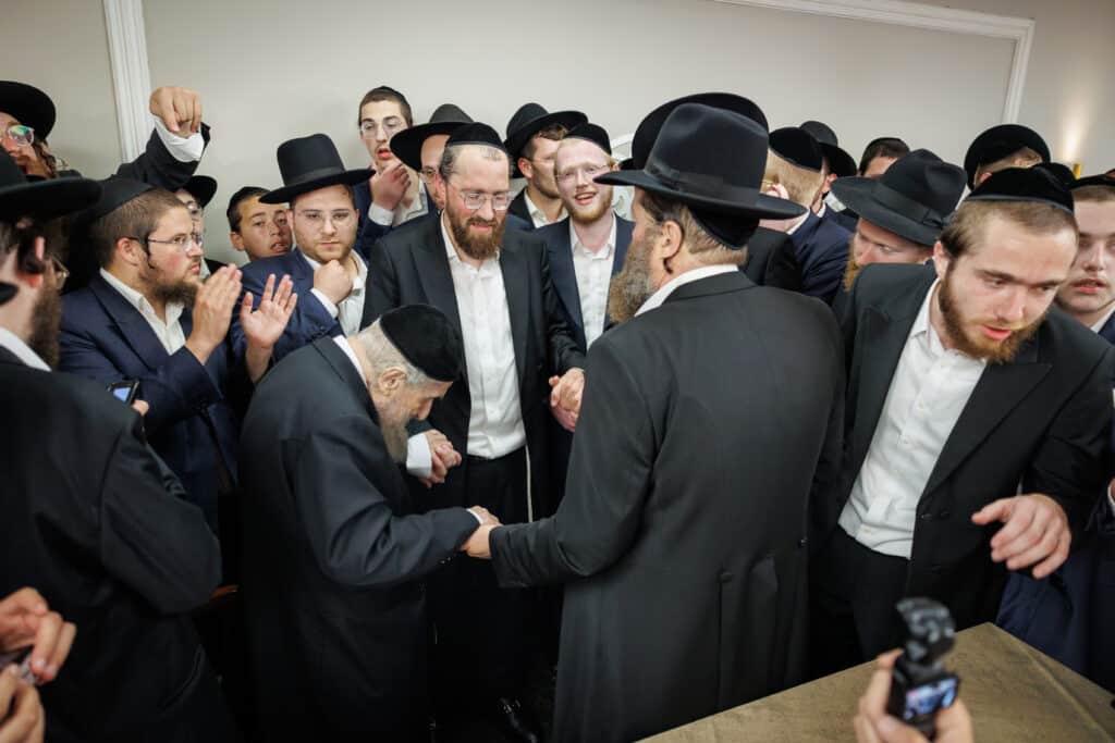 שמחת דגל התורה: נישואי נינו הראשון של מרן הגר״ד לנדו