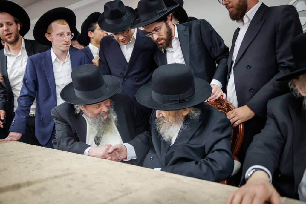 שמחת דגל התורה: נישואי נינו הראשון של מרן הגר״ד לנדו