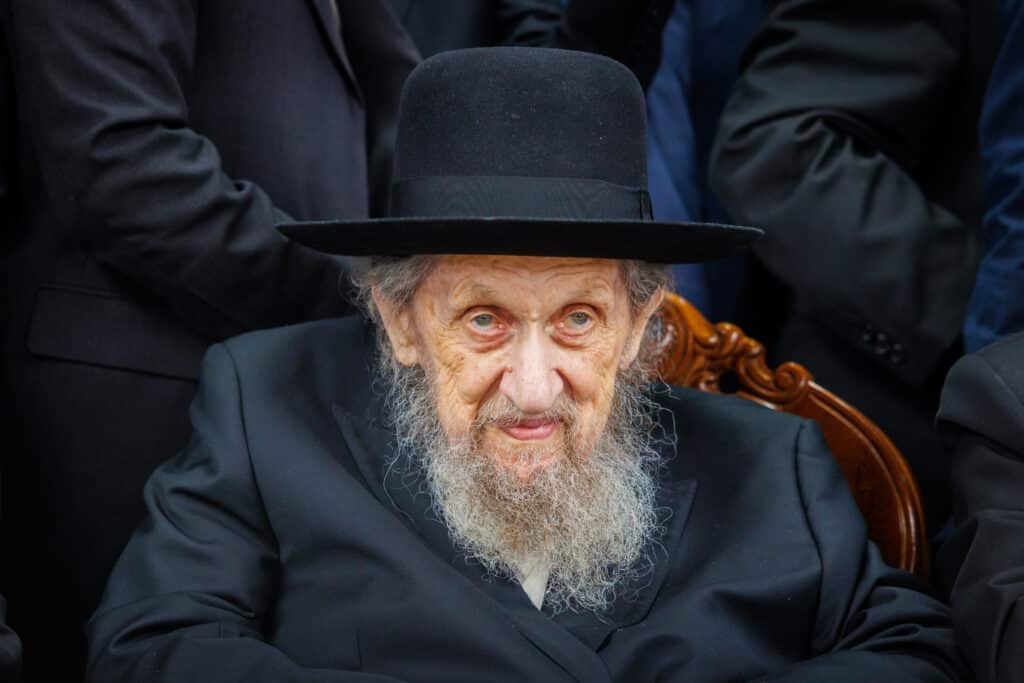 שמחת דגל התורה: נישואי נינו הראשון של מרן הגר״ד לנדו