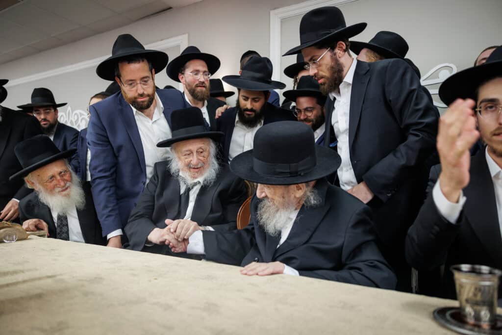 שמחת דגל התורה: נישואי נינו הראשון של מרן הגר״ד לנדו