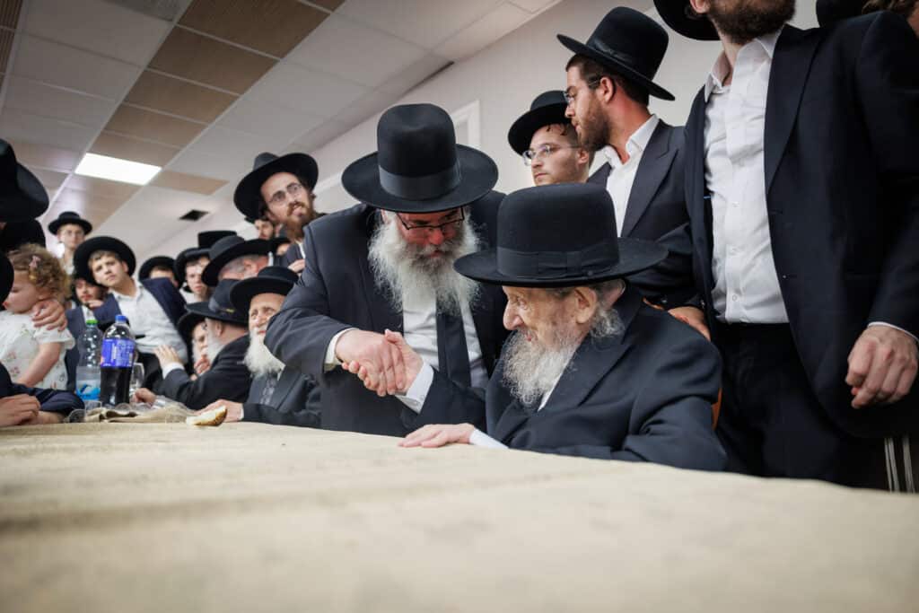 שמחת דגל התורה: נישואי נינו הראשון של מרן הגר״ד לנדו