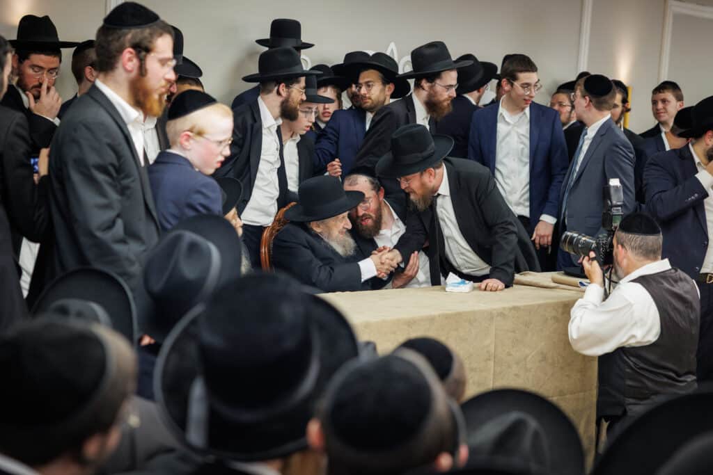 שמחת דגל התורה: נישואי נינו הראשון של מרן הגר״ד לנדו