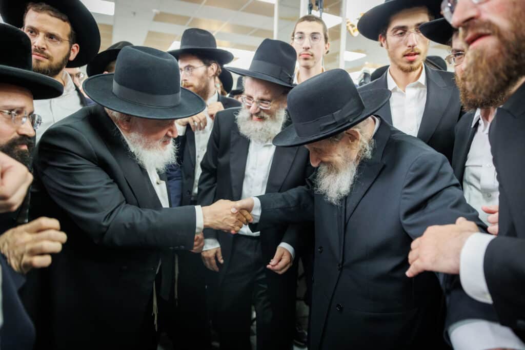 שמחת דגל התורה: נישואי נינו הראשון של מרן הגר״ד לנדו