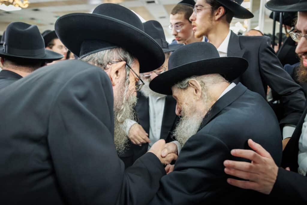 שמחת דגל התורה: נישואי נינו הראשון של מרן הגר״ד לנדו