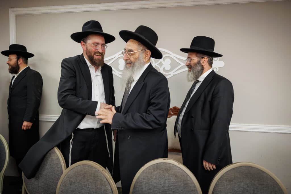 שמחת דגל התורה: נישואי נינו הראשון של מרן הגר״ד לנדו