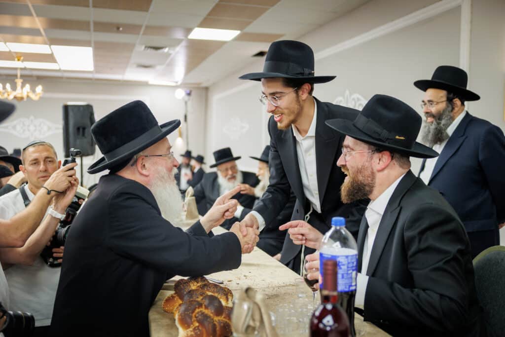 שמחת דגל התורה: נישואי נינו הראשון של מרן הגר״ד לנדו