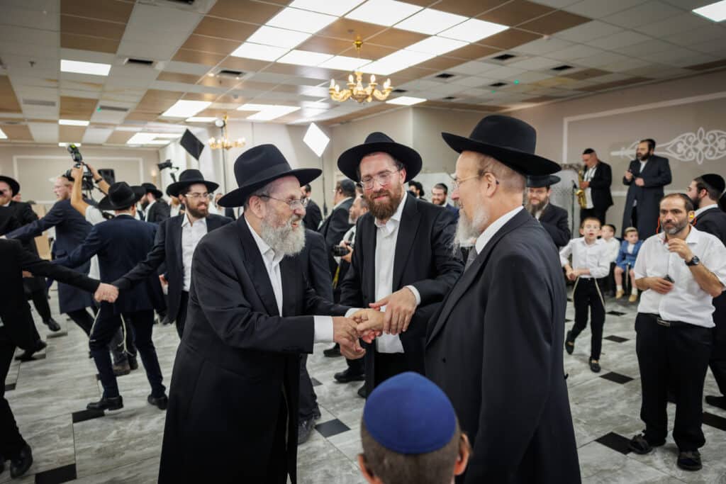 שמחת דגל התורה: נישואי נינו הראשון של מרן הגר״ד לנדו