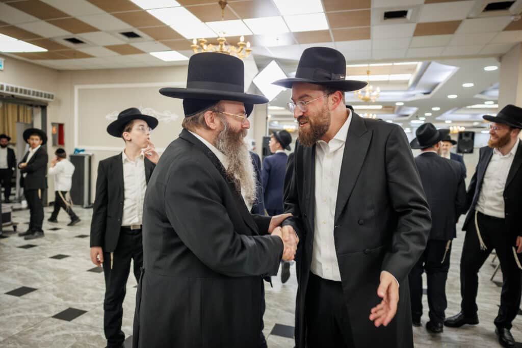 שמחת דגל התורה: נישואי נינו הראשון של מרן הגר״ד לנדו