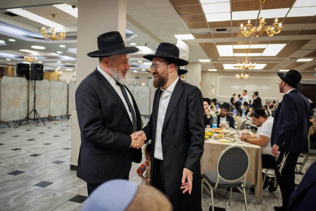 שמחת דגל התורה: נישואי נינו הראשון של מרן הגר״ד לנדו